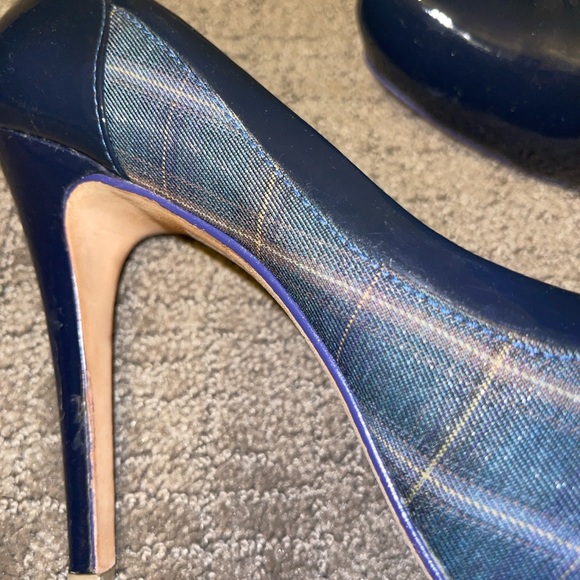 Navy plaid pump - Picture 2 of 3
